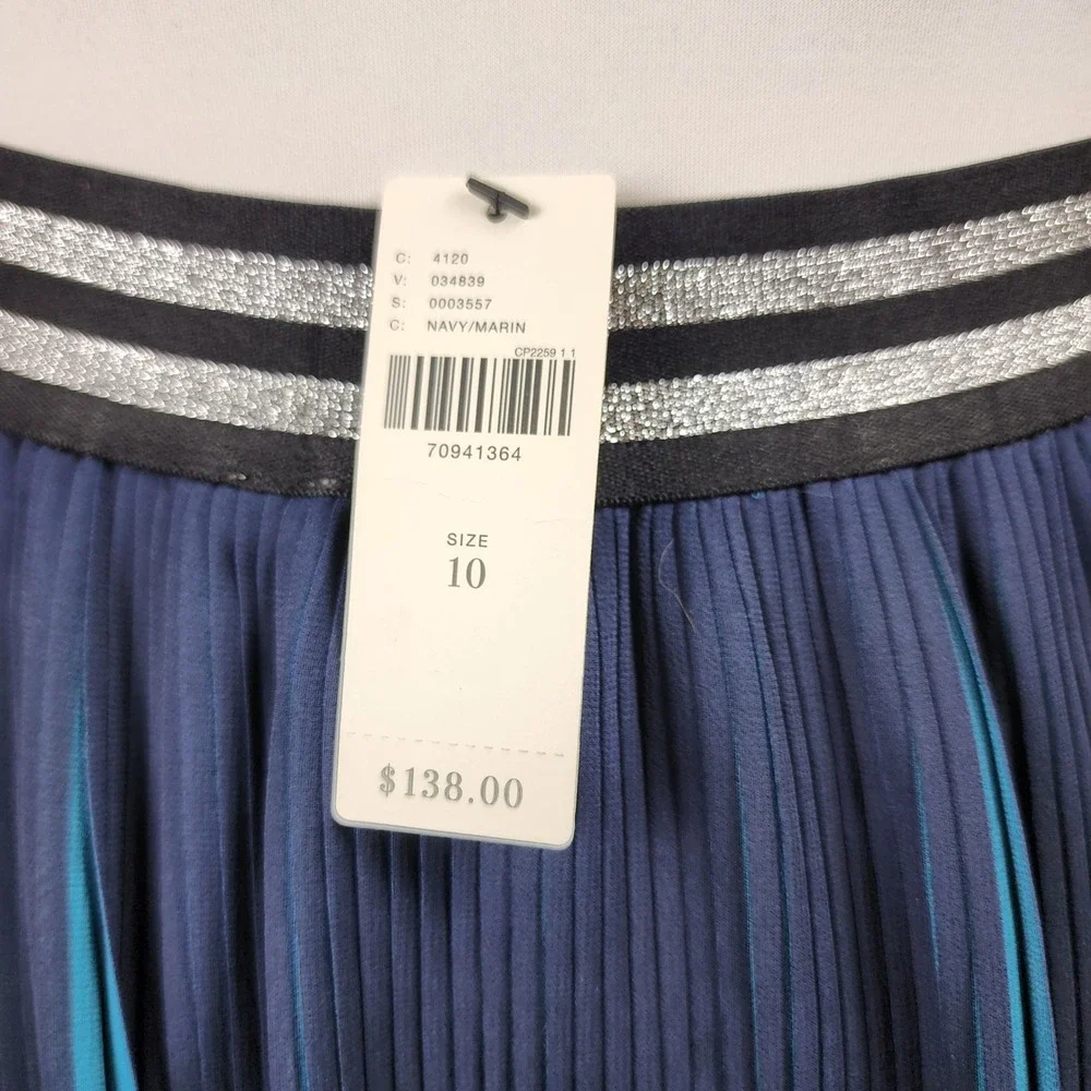 Seen Worn Kept this new